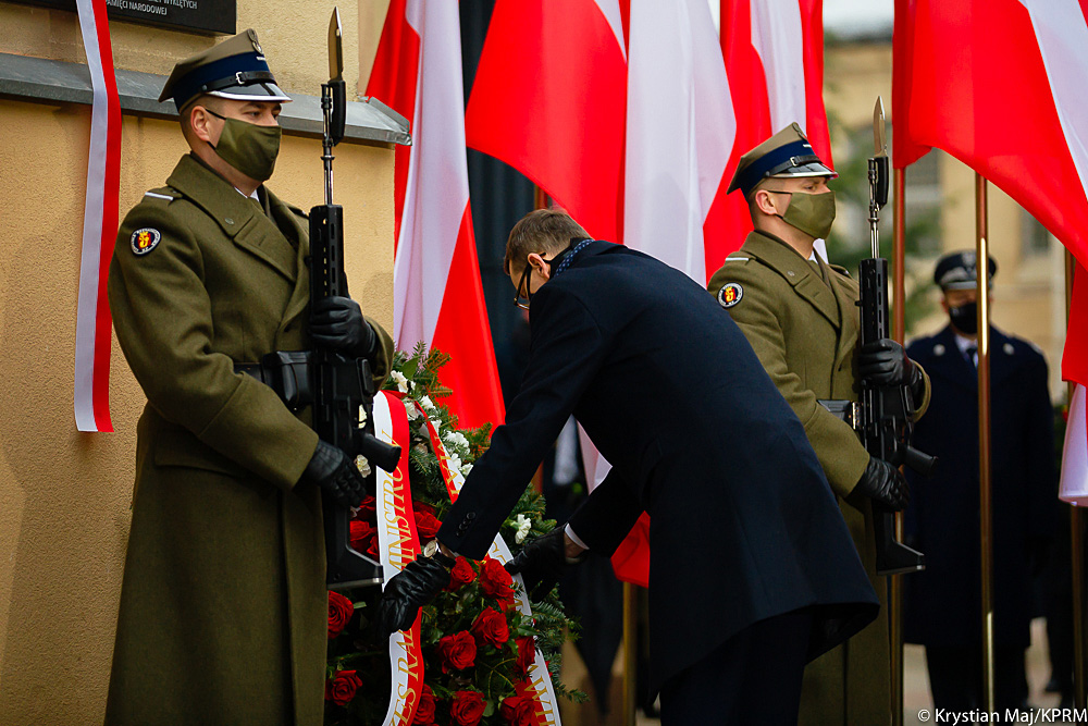 Premier Mateusz Morawiecki wziął udział w obchodach upamiętniający bohaterów tamtych czasów. Inicjatorem Narodowego Dnia Pamięci "Żołnierzy Wyklętych" był ś.p. Lech Kaczyński.