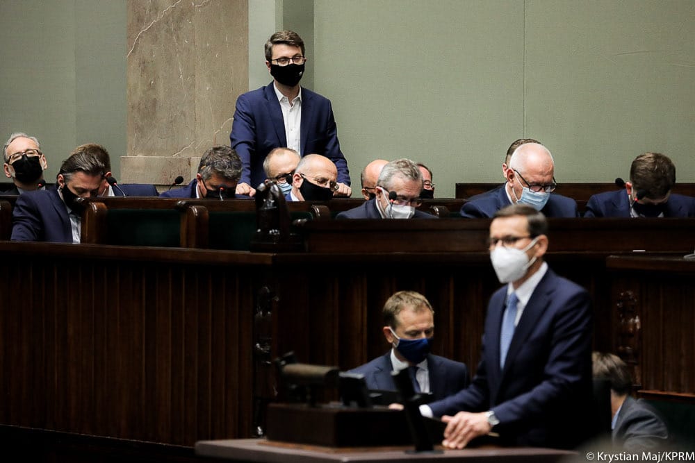 Sejm Rzeczypospolitej Polskiej odrzucił wnioski o wotum nieufności wobec ministrów Prawo i Sprawiedliwość.