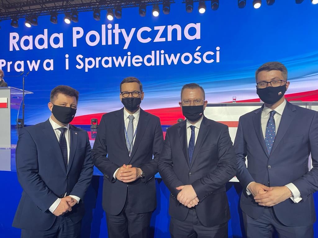 W niedzielę na posiedzeniu Rady Politycznej PiS Mateusz Morawiecki został wybrany wiceprezesem PiS, zdobywając najwięcej głosów przedstawicieli Rady Politycznej PiS.