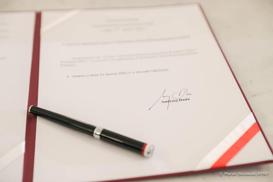 Ustawa o obronie ojczyzny została podpisana przez Prezydenta RP Andrzeja Dudę!