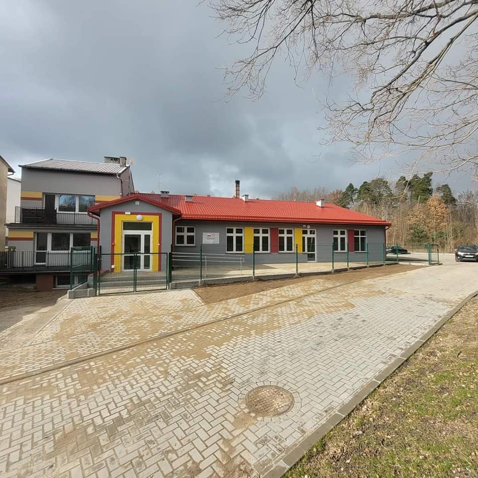 Budowa żłobka i rozbudowa przedszkola w Gminie Damnica
