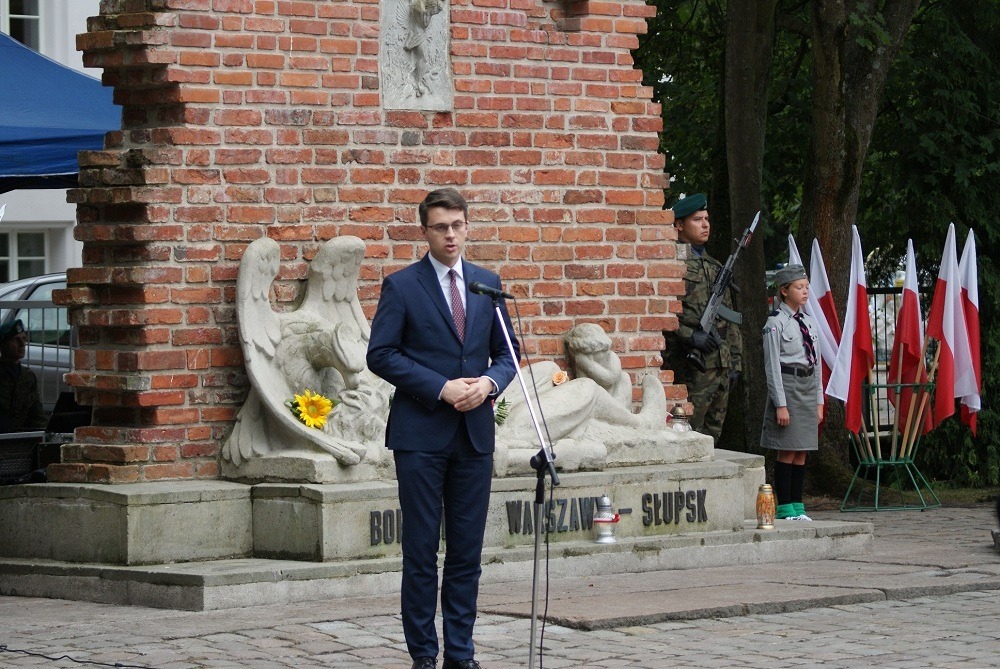 Renowacja Pomnika Powstańców Warszawskich w Słupsku będzie możliwa dzięki dofinansowaniu z Ministerstwa Kultury i Dziedzictwa Narodowego.