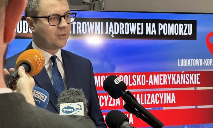 19 stycznia odbyła się konferencja prasowa, na której został poruszony temat lokalizacji budowy elektrowni jądrowej na pomorzu, a także temat zablokowanej wypłaty 20 mln zł na modernizację akademików w Słupsku.